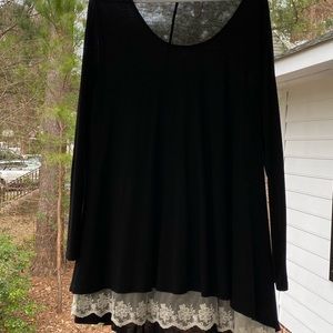 Long Sleeve Tunic w/ Lace